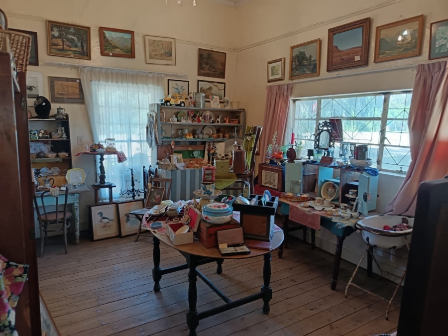 6 Bedroom Property for Sale in Smithfield Rural Free State